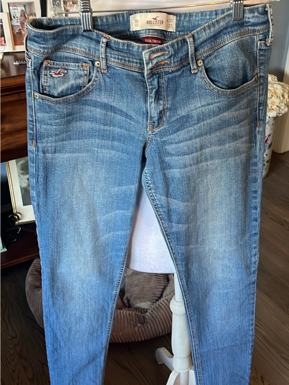 Hollister Women's Light Blue Straight Leg Jeans